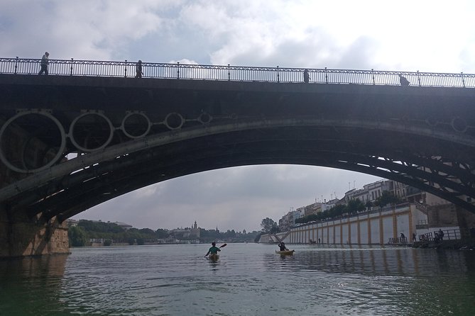 Kayak Rental - Single vs double kayaks: how to pick what fits your group