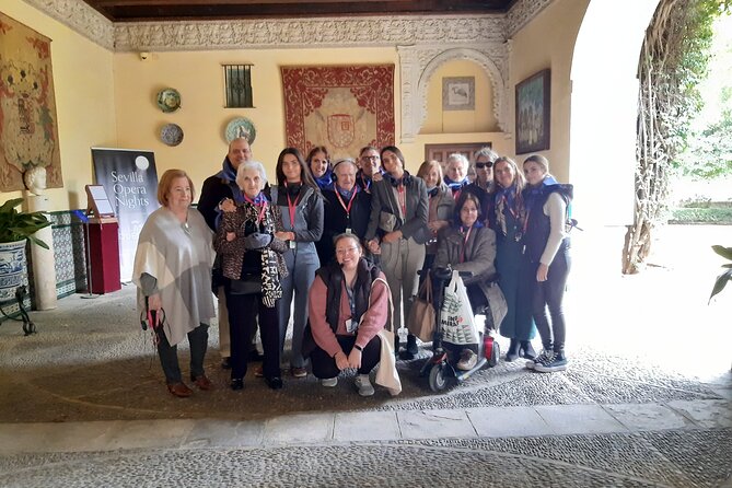 Las Dueñas Palace Guided Tour in Seville with Entrance Included - Inside the palace in 75 minutes: what the guide will walk you through