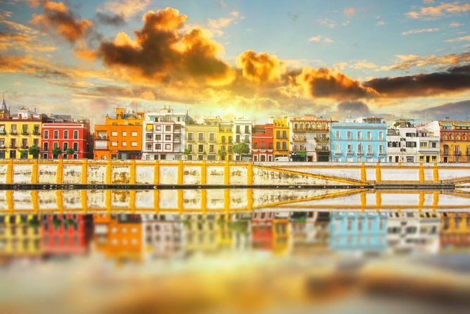 Legends of Triana Walking Tour in Spanish - Why Triana’s legends feel different from the river
