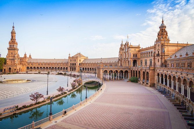 Lisbon & Seville Private Luxury Trip - Key things that make this transfer work
