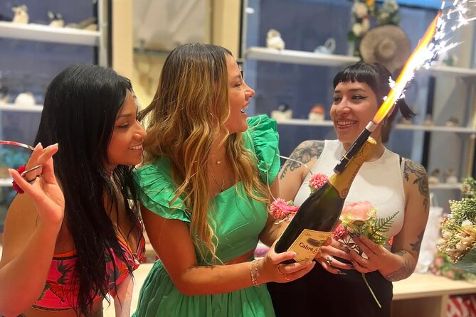 Make a traditional "tocado" sevillano - Price and Logistics: Is $118.17 Worth It?