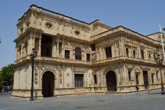 Private 2-Hour City Tour of Seville - Plaza del Cabildo: a charming square with layers of use