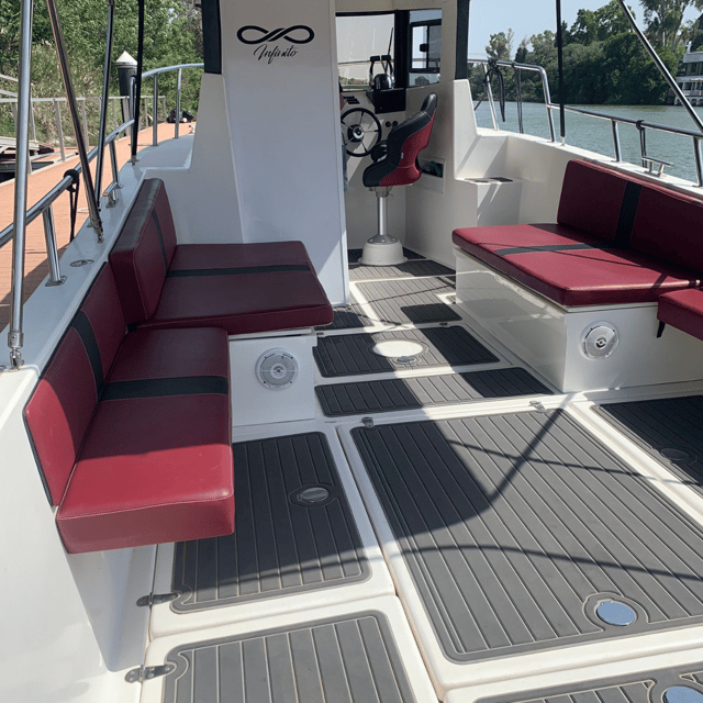 Private boat trip on the Guadalquivir - Who Should Book This Private Guadalquivir Trip?