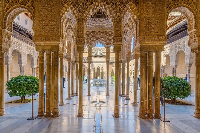 Private Granada Day Trip including Alhambra and Generalife from Seville - The early start: the upside and the reality