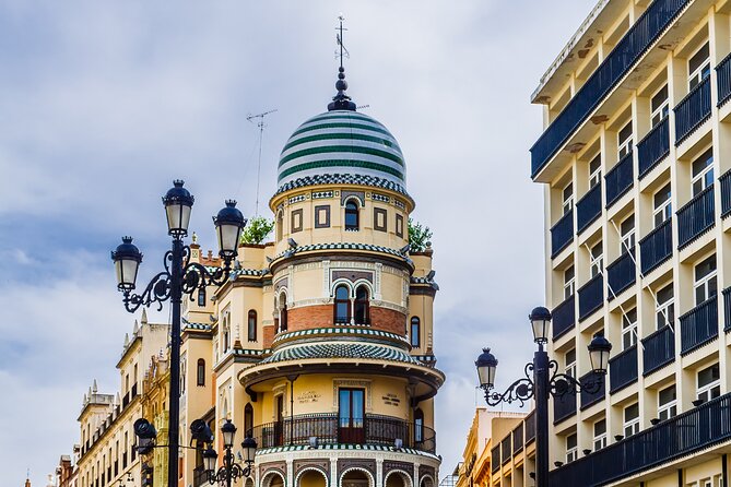 Private Monumental Walking Tour in Seville - Puerta de Jerez and Seville’s Power Entrances