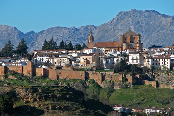 Private Seville Transfer to Malaga Including Visit to Ronda - El Tajo Gorge stops: the views from above and below