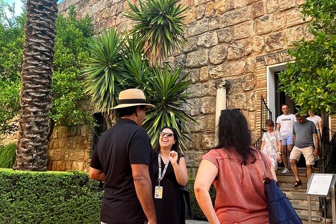Private tour and tickets of Alcazar & Cathedral of Seville - Stop 1: Real Alcázar de Sevilla (2 hours) and what makes it click