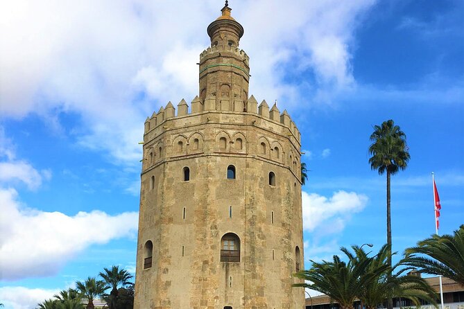 Private tour of Seville highlights - Plaza del Cabildo and geranium balconies by the Cathedral