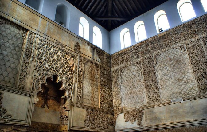 Private tour to Cordoba from Seville (several options) - Patios de Córdoba: shade, color, and a May tradition