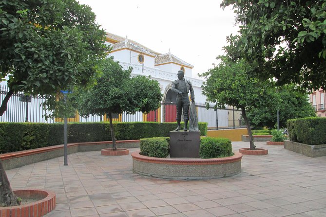 Private tour to the bullring La Maestranza - Museum rooms: the place teaches before it shows
