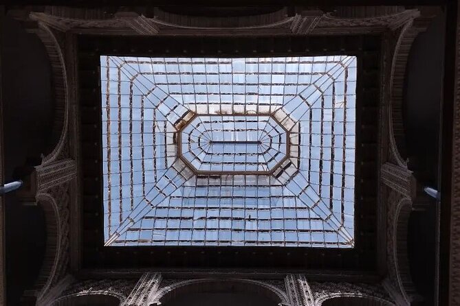 Private tour to the Royal Palace. - Price and tickets: where the value comes from