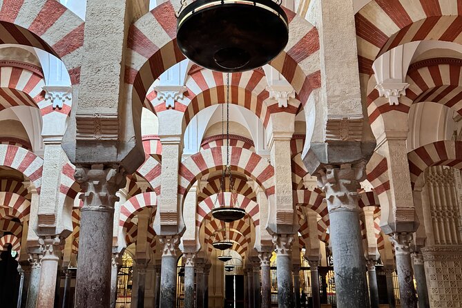 Private Transfer from Seville to Granada with Stopover in Cordoba - Córdoba in Up to 4 Hours: What to Do With Your Free Time