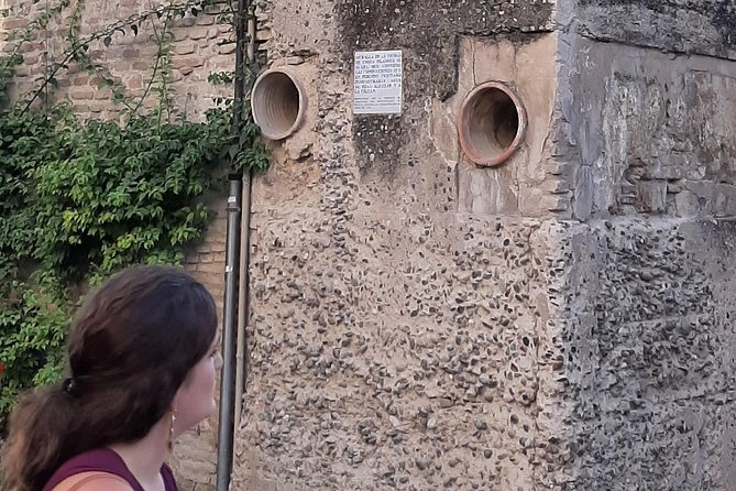 Private visit to the Jewish Quarter of Seville (Sta. Cruz and San Bartolomé Neighborhoods) - What you learn: history that connects, not history that overwhelms