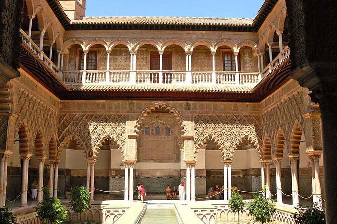 Private visit to the Real Alcazar of Seville (tickets included) - Inside the palace: what you’ll see during the guided 1.5 hours