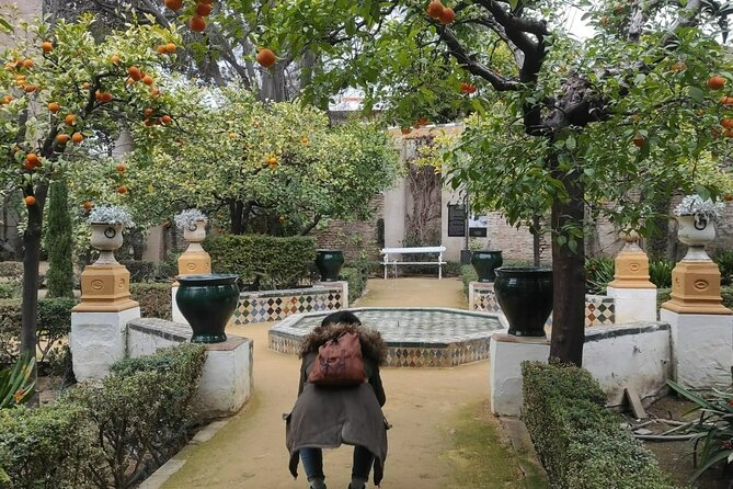 Private Walking Tour Alcazar and Cathedral in Sevilla - Torre Giralda: A Former Minaret and the Best Quick View