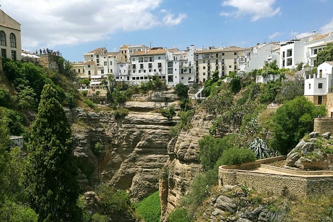 Private White Villages & Ronda Day Tour from Seville - Sendero La Garganta Verde: the optional hike that changes the day