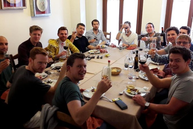 Private wine tasting meals at Seville's oldest tavern - The wine lineup: Jerez sherries plus Spanish reds and whites