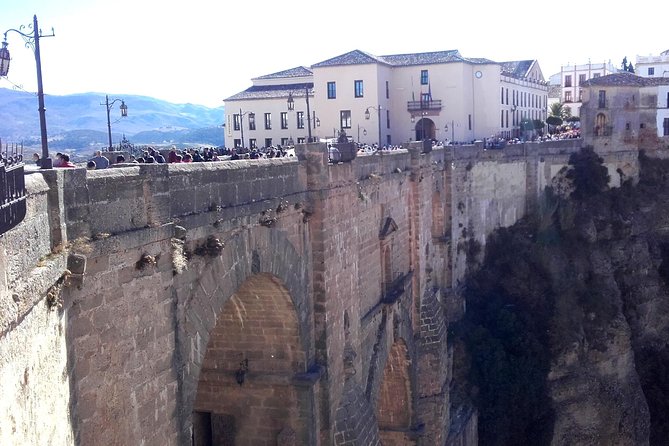 Ronda and White Villages from Seville - Alameda del Tajo and El Tajo de Ronda: the cornice viewpoints that do the heavy lifting
