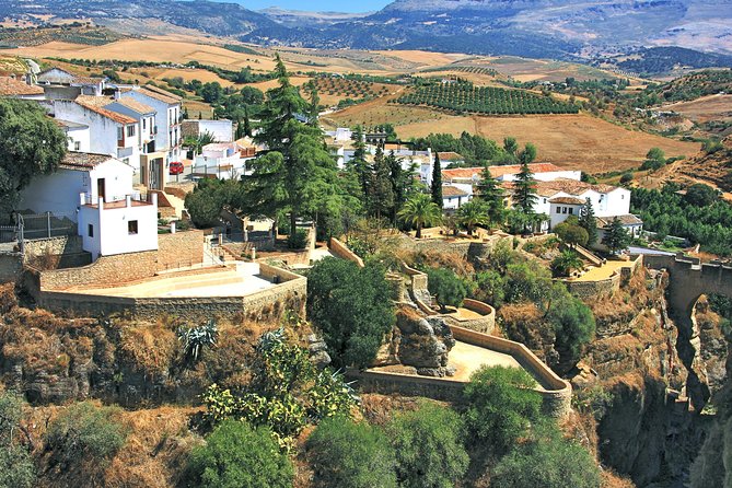 Ronda Private Tour from Seville - Ronda guided time: historic center, orientation, and street-level stories