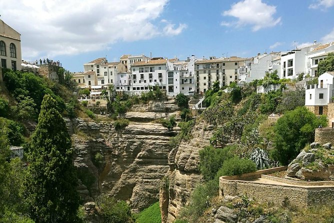 Ronda Private Tour from Seville - El Tajo de Ronda and Puente de Ronda: the gorge-view payoff
