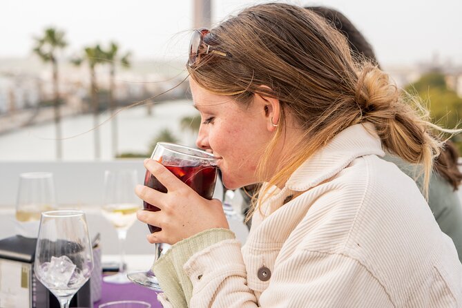 Rooftop Wine Experience - Meeting point near Casco Antiguo (and why it helps)