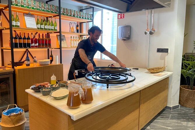 Sangria Tasting & Paella Showcooking Experience - Finding the meeting point and timing for a smooth start