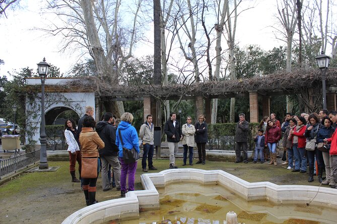 Secrets of Maria Luisa Park and Plaza de España Private Tour - Stop 1: Plaza de España in 30 minutes with Aníbal González
