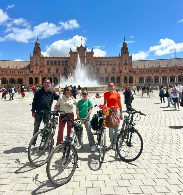 Sevilla: 100% Nederlandstalige Highlights Tour op E-BIKE - Dutch guide tips that make Seville click