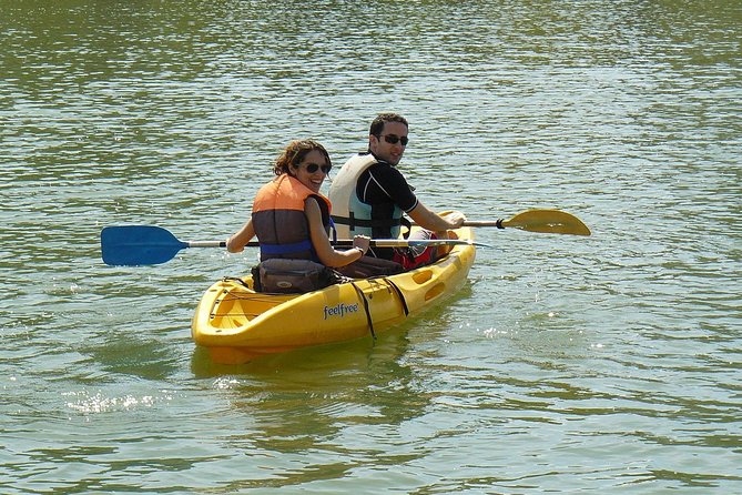 Sevilla 2 Hour Kayaking Tour on the Guadalquivir River - Meeting at Club Deportivo RemoSevilla: How to Avoid the Day-Of Stress