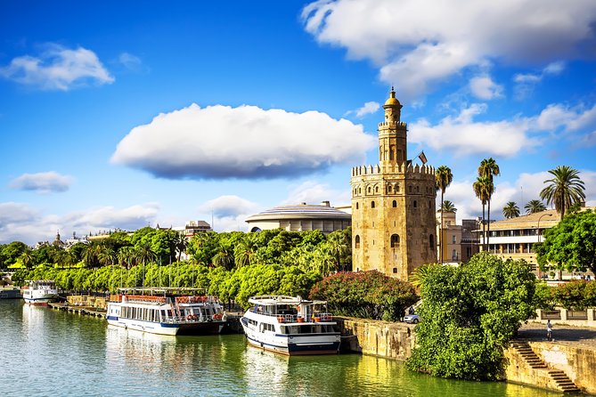 Sevilla: Best Monumental Free Walking Tour - Exterior Iglesia Salvador: your first clue to Seville’s layout