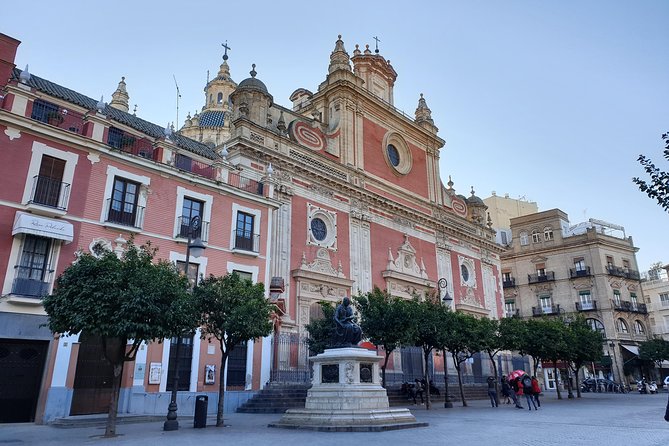 Sevilla Food Tour: Tapas, Wine, History & Traditions - What you’ll eat and drink: the menu logic behind the tastings
