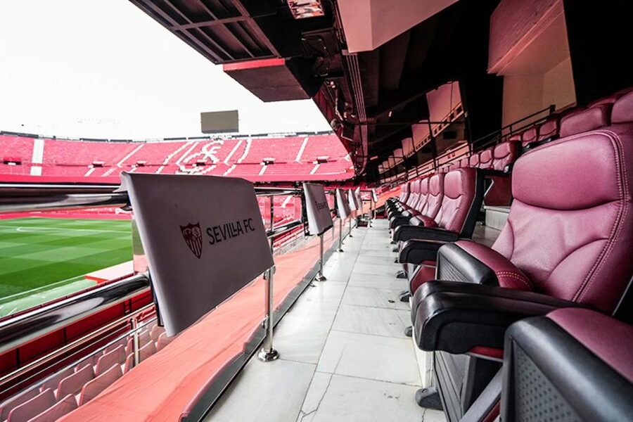 Sevilla: Ramón Sánchez Pizjuán Stadium Entry Ticket - Audio Guide App Tips: Make It Easy on Your Phone