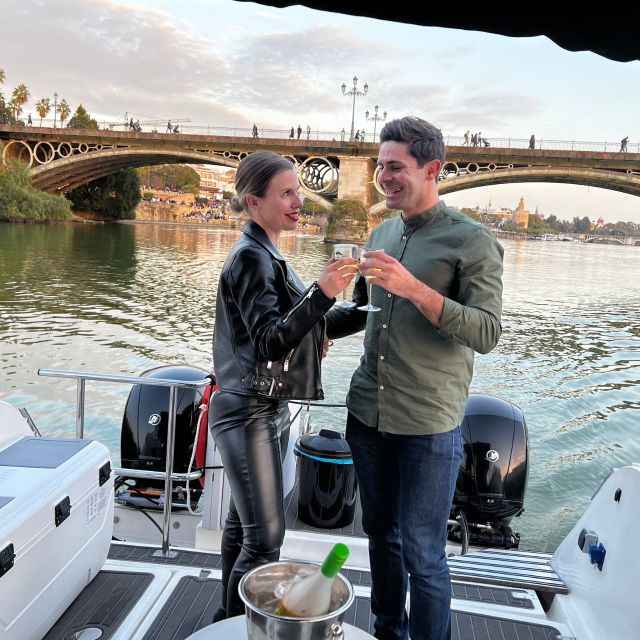 Sevilla: Romantic Boat Ride - Music choice: turning a cruise into your kind of night