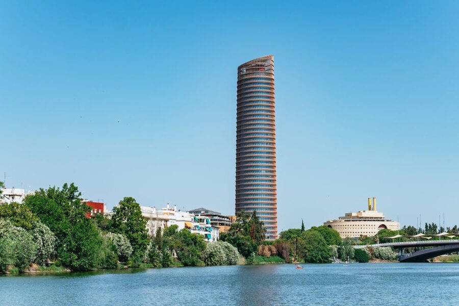 Seville: 1-Hour Guadalquivir River Sightseeing Eco Cruise - Timing Matters: Daylight Views vs Night Lights on the River