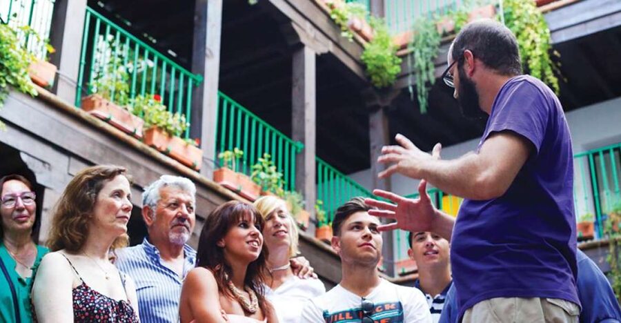 Seville: 1-Hour Walking Tour Barrio de Santa Cruz - Barrio de Santa Cruz: Why This “Legends + Architecture” Combo Works