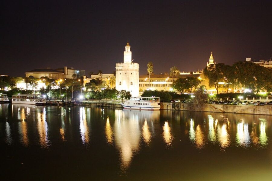 Seville: 2.5-Hour Evening Electric Bike Tour - What to bring and how to make the most of your ride