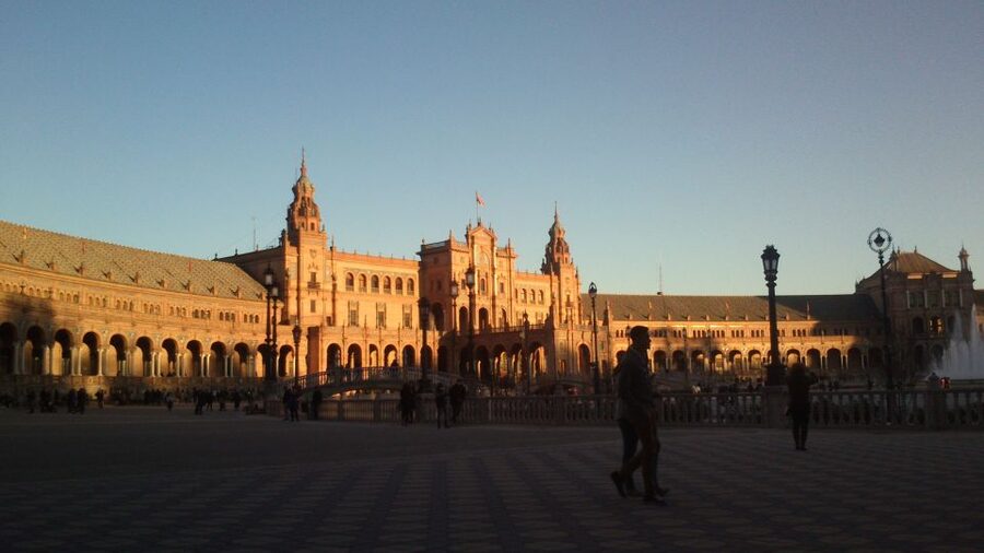 Seville: 2.5-Hour Evening Electric Bike Tour - Plaza de España lighting: seeing the city’s postcard side