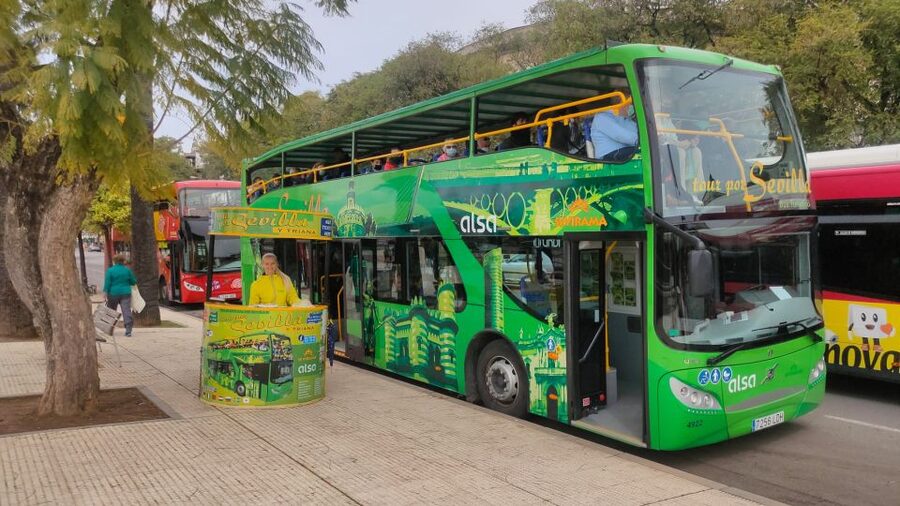 Seville: 2-Day Hop-on Hop-off Bus Ticket - Plaza de España and Parque de María Luisa: why the bus view matters