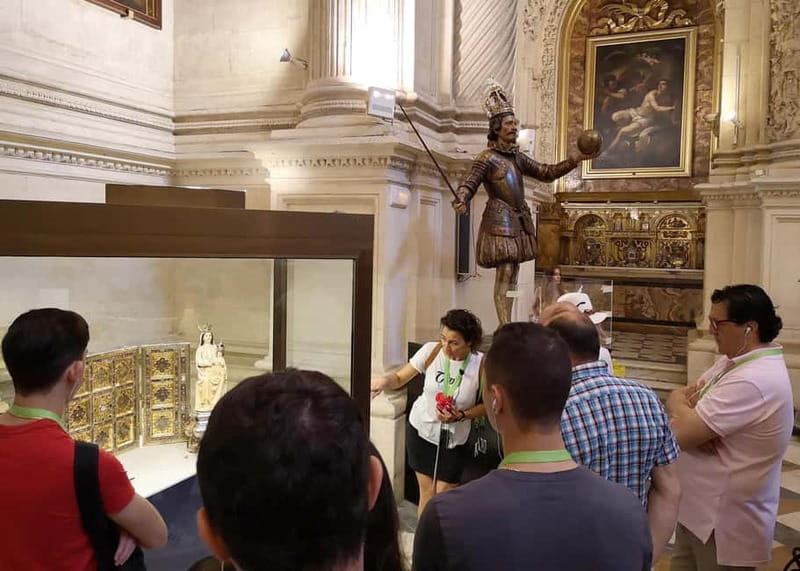Seville: Alcázar, Cathedral, and Giralda Small-Group Tour - Giralda Tower Climb: Views, Not Just a Photo Stop