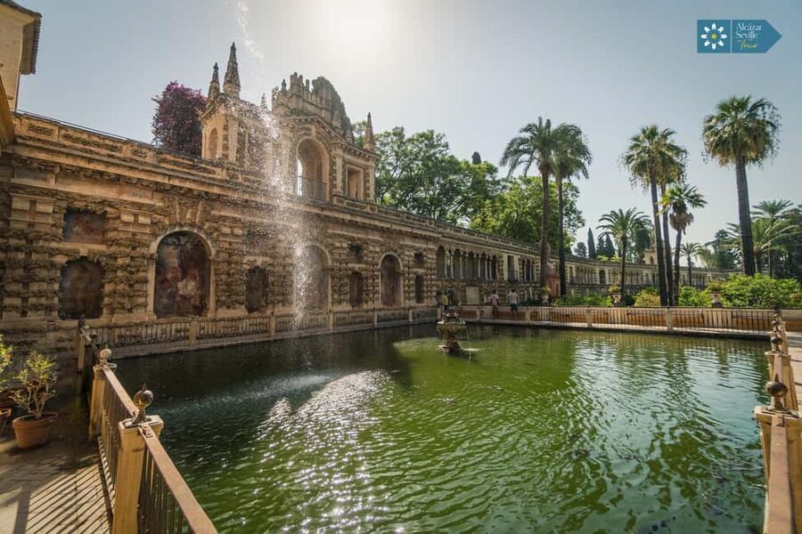 Seville: Alcázar, Cathedral & Giralda Skip-the-Line Tour - Key highlights worth caring about