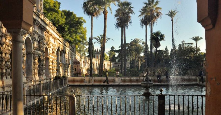 Seville: Alcazar & Cathedral Skip-the-Line Guided Tour - Booking advice: my simple checklist before you pay