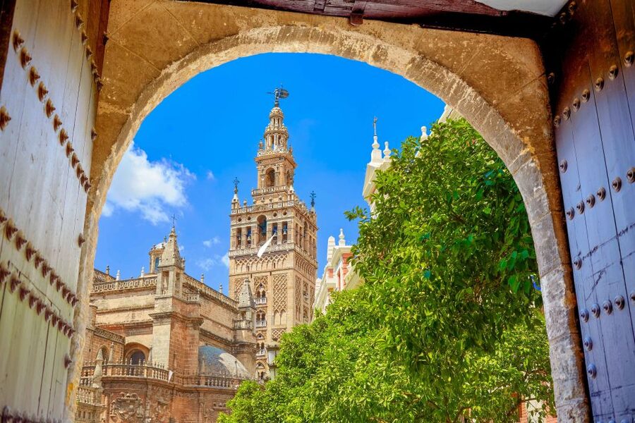 Seville: Alcázar Guided Palace Tour with Priority Access - Should You Book This Tour?