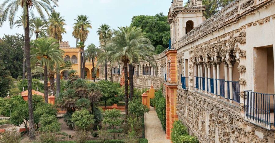Seville: Alcazar Skip-the-Line Guided Tour with Tickets - Why the Alcázar Feels Like a Time Machine