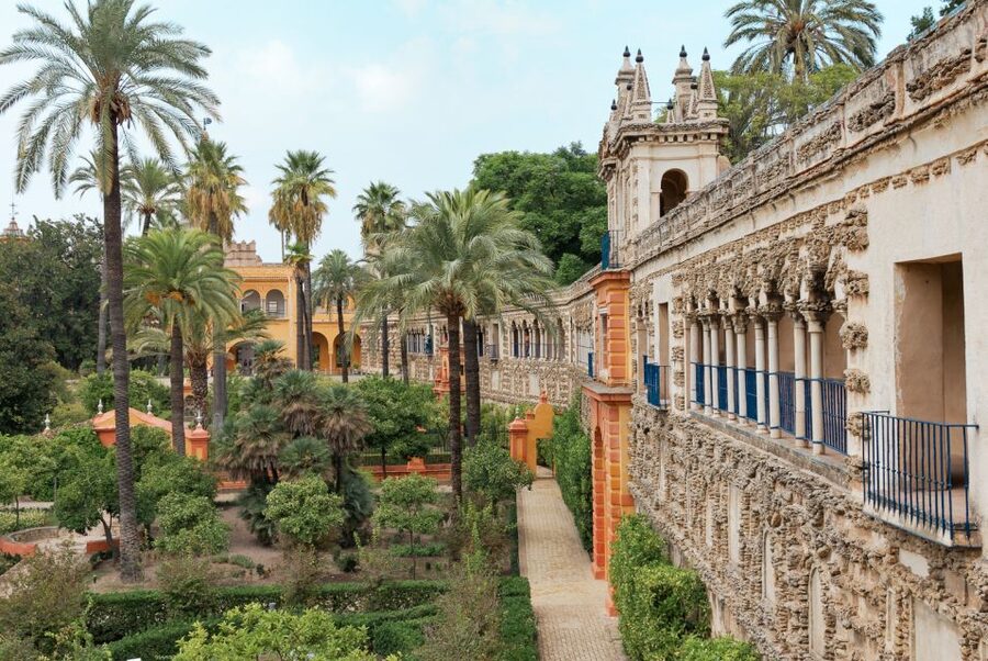 Seville: Alcazar Skip-the-Line Guided Tour with Tickets - Who Should Book This Tour (and Who Might Want Something Else)