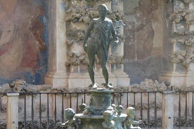 Seville Alcazar Tour - Who should book this Alcázar tour in Seville