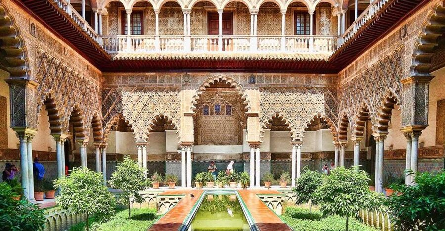 Seville: Alcázar Tour with Tickets Included - Group size and language: built for real comfort, not just efficiency