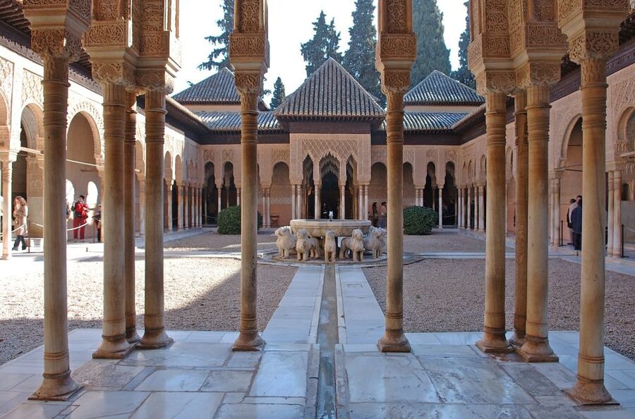 Seville: Alhambra Day Trip with Guide & Nasrid Palaces Entry - Key highlights at a glance