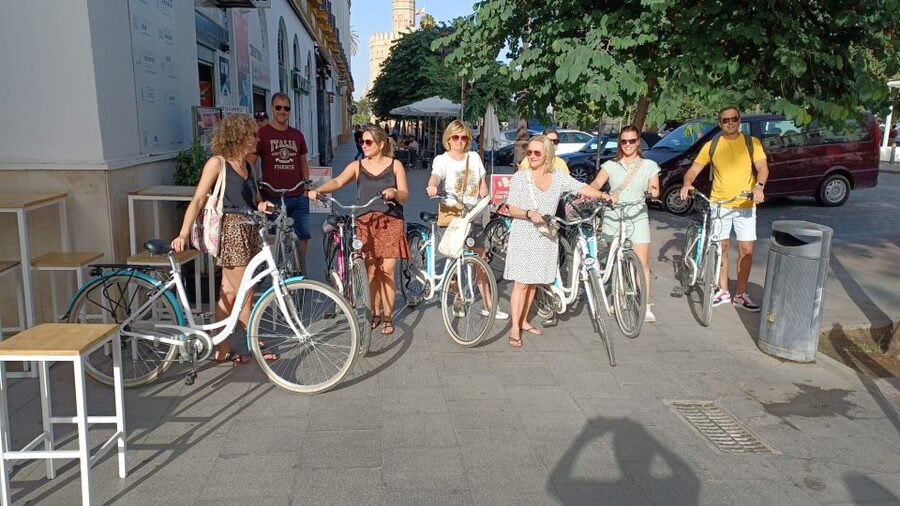 Seville: All Day Bike Rental - Picking Up Your Bike at Surf the City
