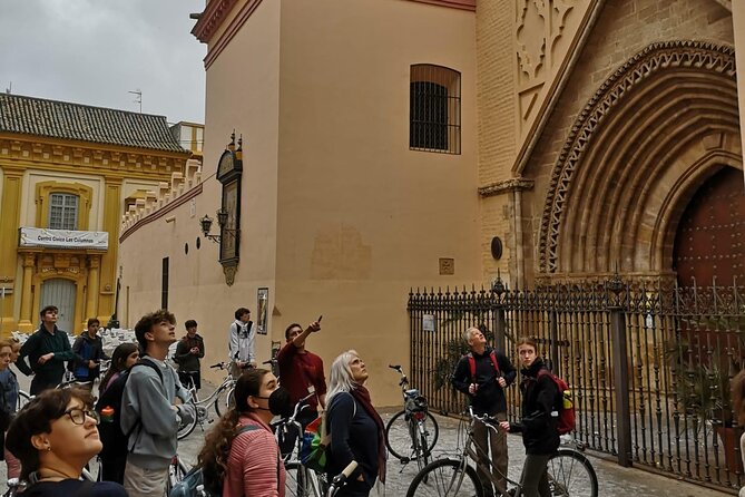 Seville Bike Tour (Private Tour) - Meeting point: start near the action, then cruise out