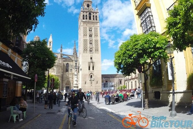 Seville Bike Tour - Torre Giralda: the ramped minaret that still tells the story